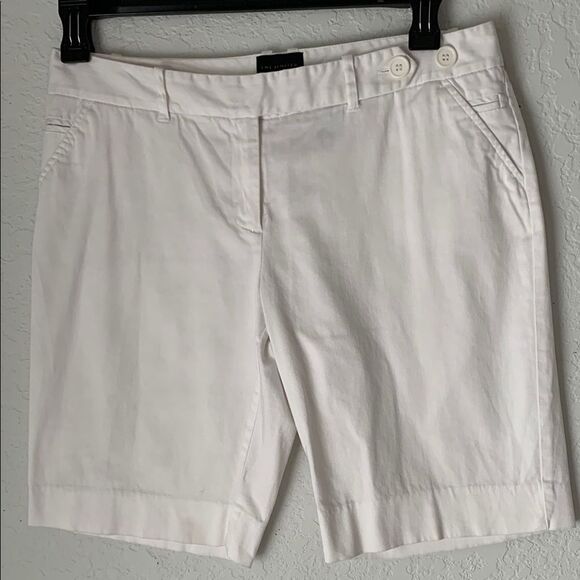 The Limited Drew Fit White Women's Stretch Shorts Size 10 - Picture 1 of 8